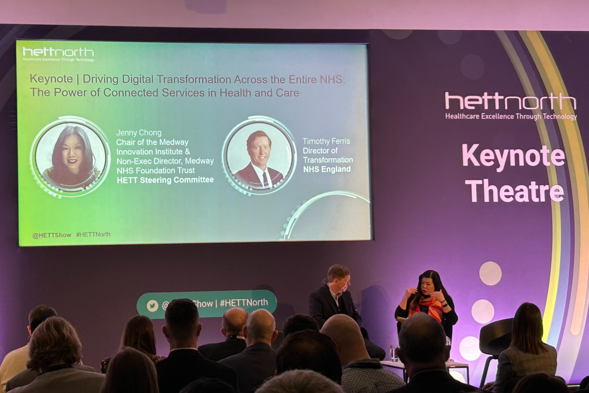 Timothy Ferris & Jenny Chong presenting at HETT North