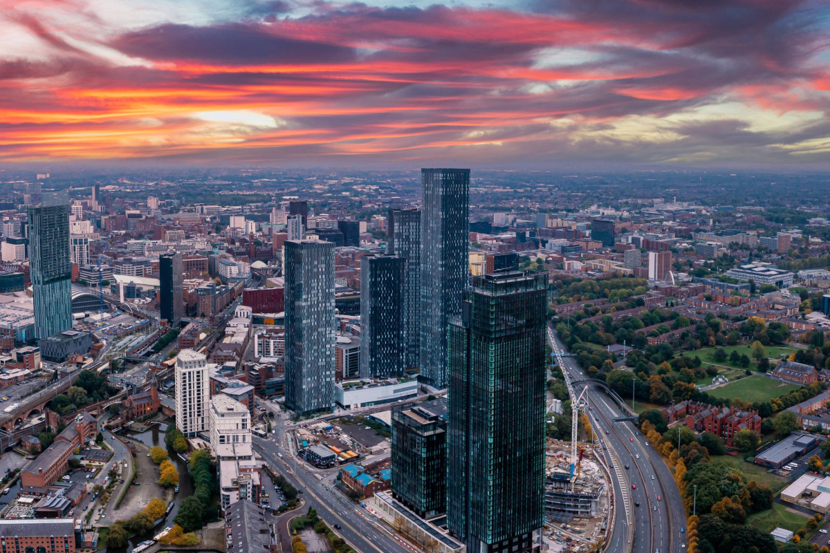 Manchester cityscape 1200x800